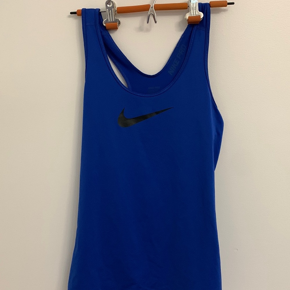 Nike Tank Top Workout Shirt